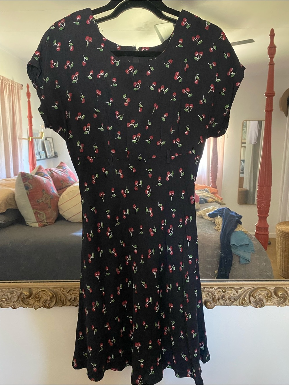 Perfect Vintage Cherry 🍒 mini dress